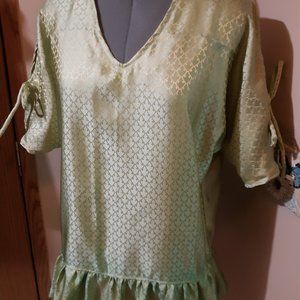 CHARMEUSE Boho Ruffled Blouse XL Mint green Gold Silky print Sexy V-neck Tie sle